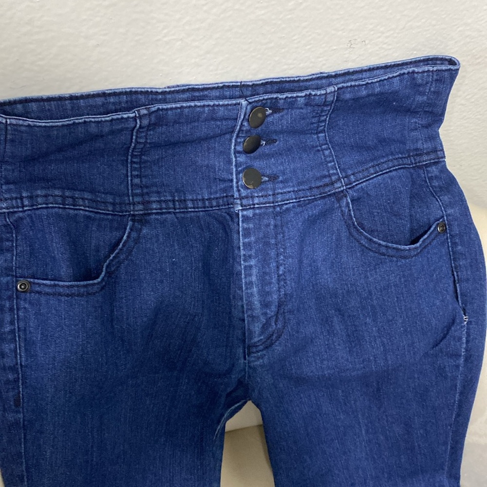 JEANS 4X$20 - Picture 2 of 4